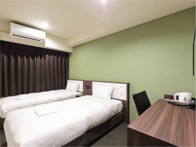 Ibis Budget Osaka Umeda מראה חיצוני תמונה